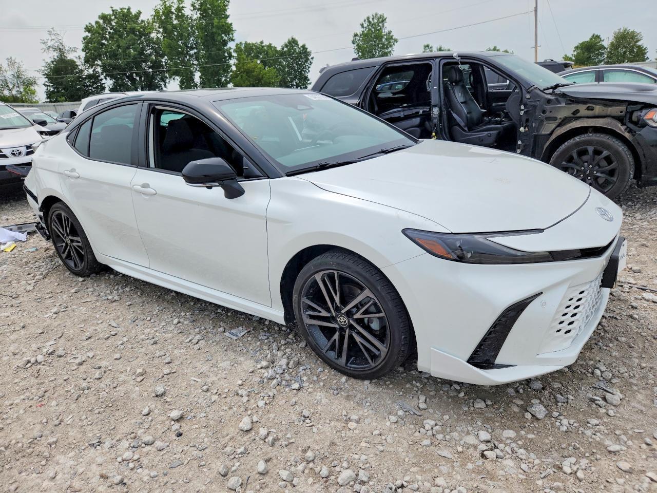 2025 Toyota Camry Xse - Image 4