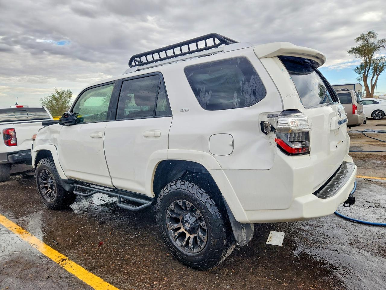 2016 Toyota 4Runner Sr5 - Фото 2