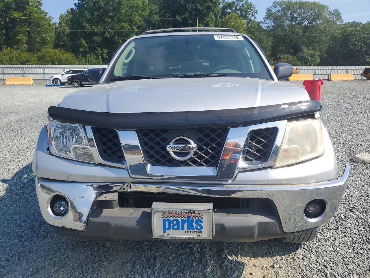 2010 Nissan Frontier Se V6 - Image 5