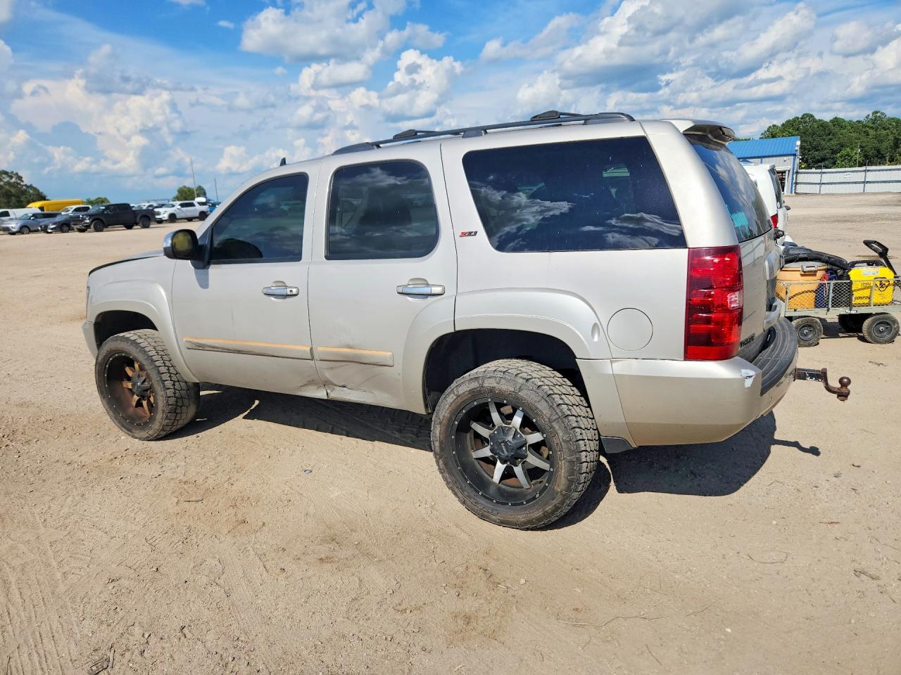 2008 Chevrolet Tahoe K1500 - Фото 2