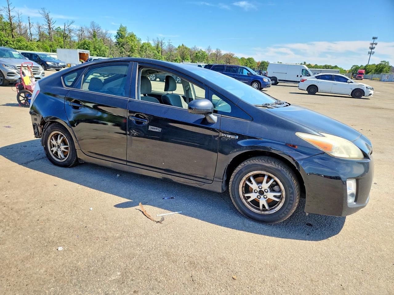 2010 Toyota Prius Iii - Image 4