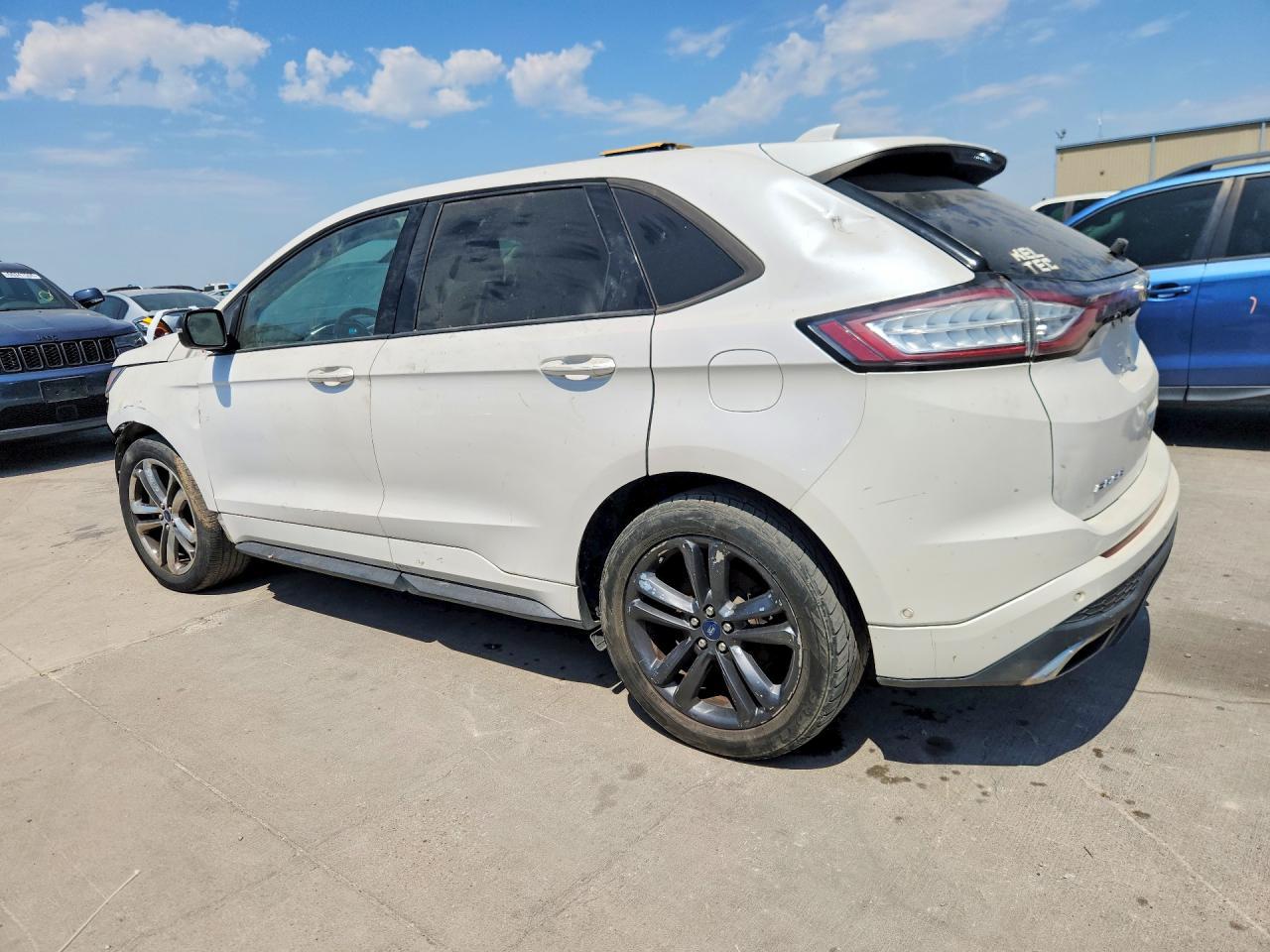 2015 Ford Edge Sport - Фото 2