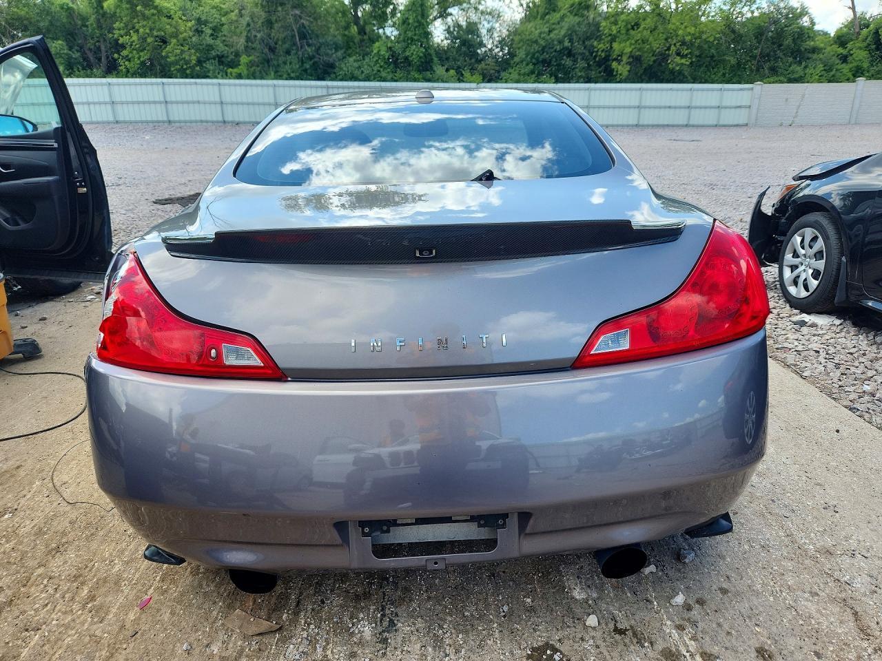 2009 Infiniti G37 Coupe X - Image 6