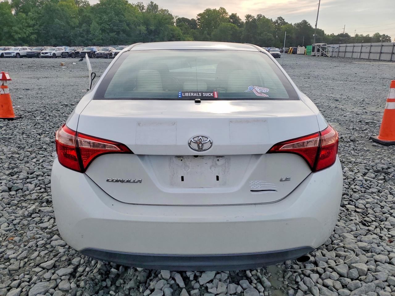 2017 Toyota Corolla Le - Фото 6