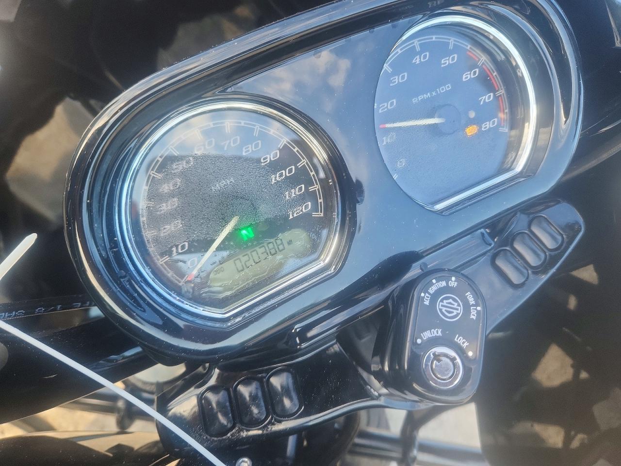 2018 Harley-Davidson Fltrxs Road Glide Special - Image 7