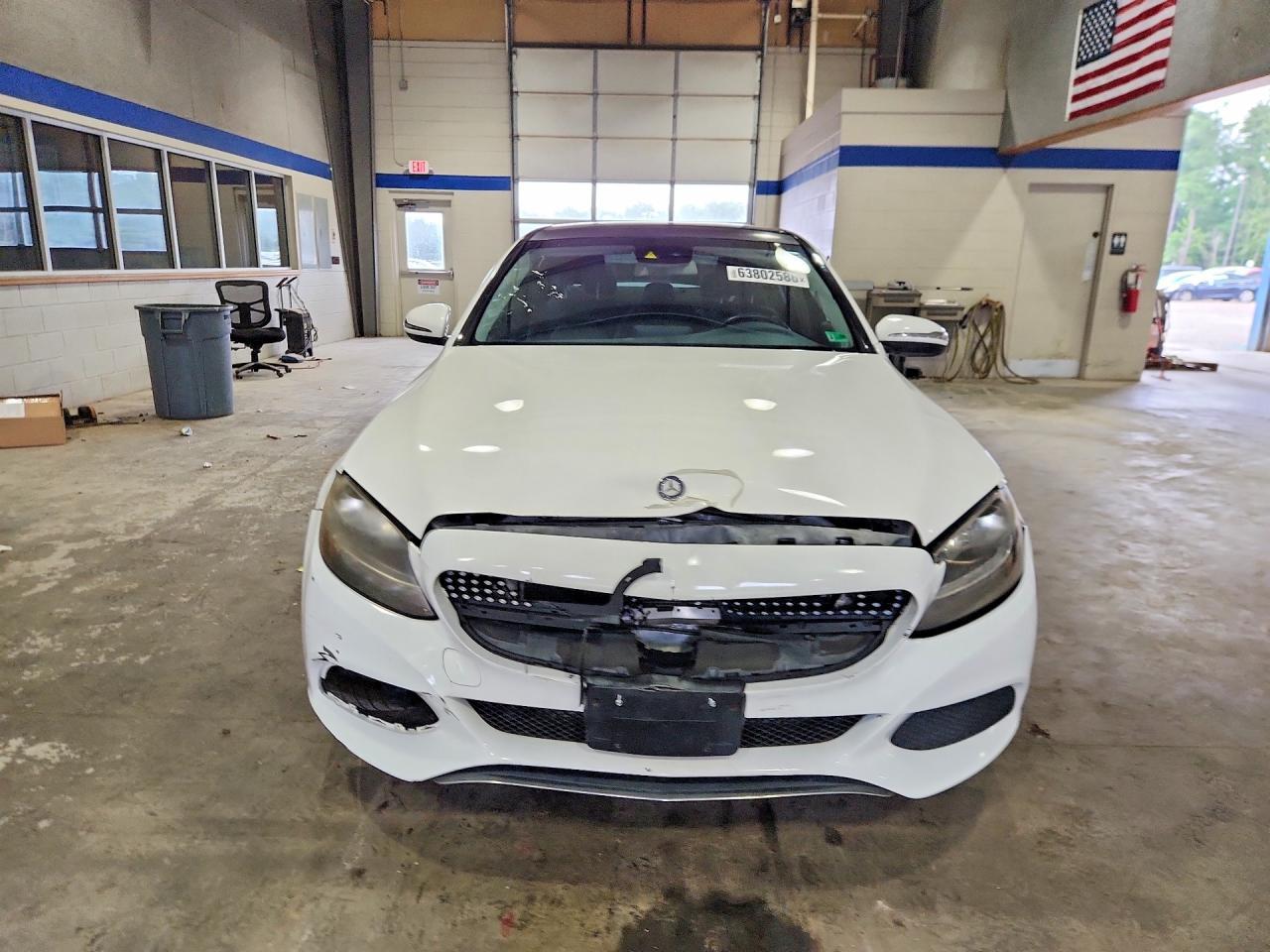 2016 Mercedes-Benz C 300 4Matic - Фото 5
