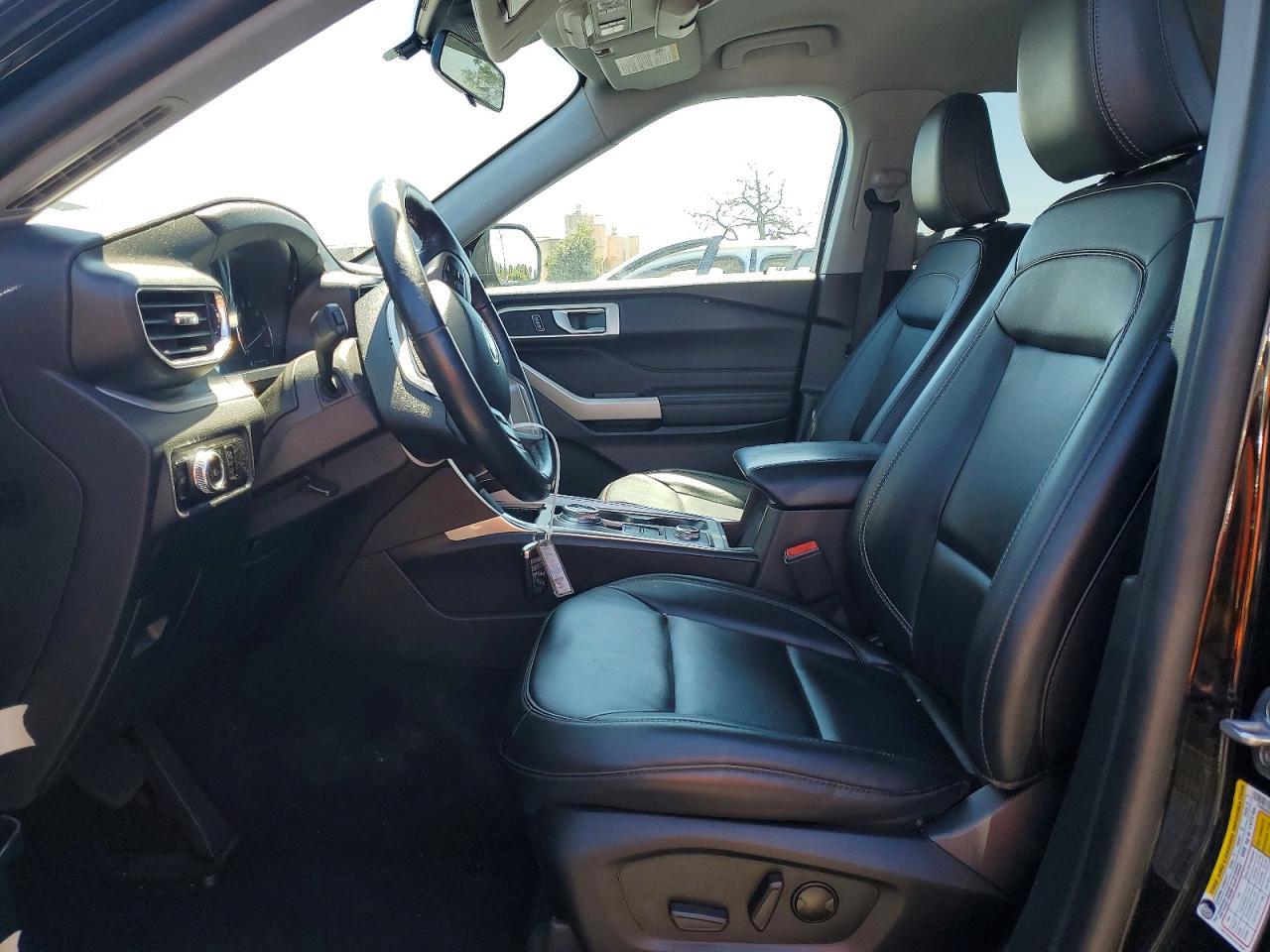 2023 Ford Explorer Xlt - Image 7