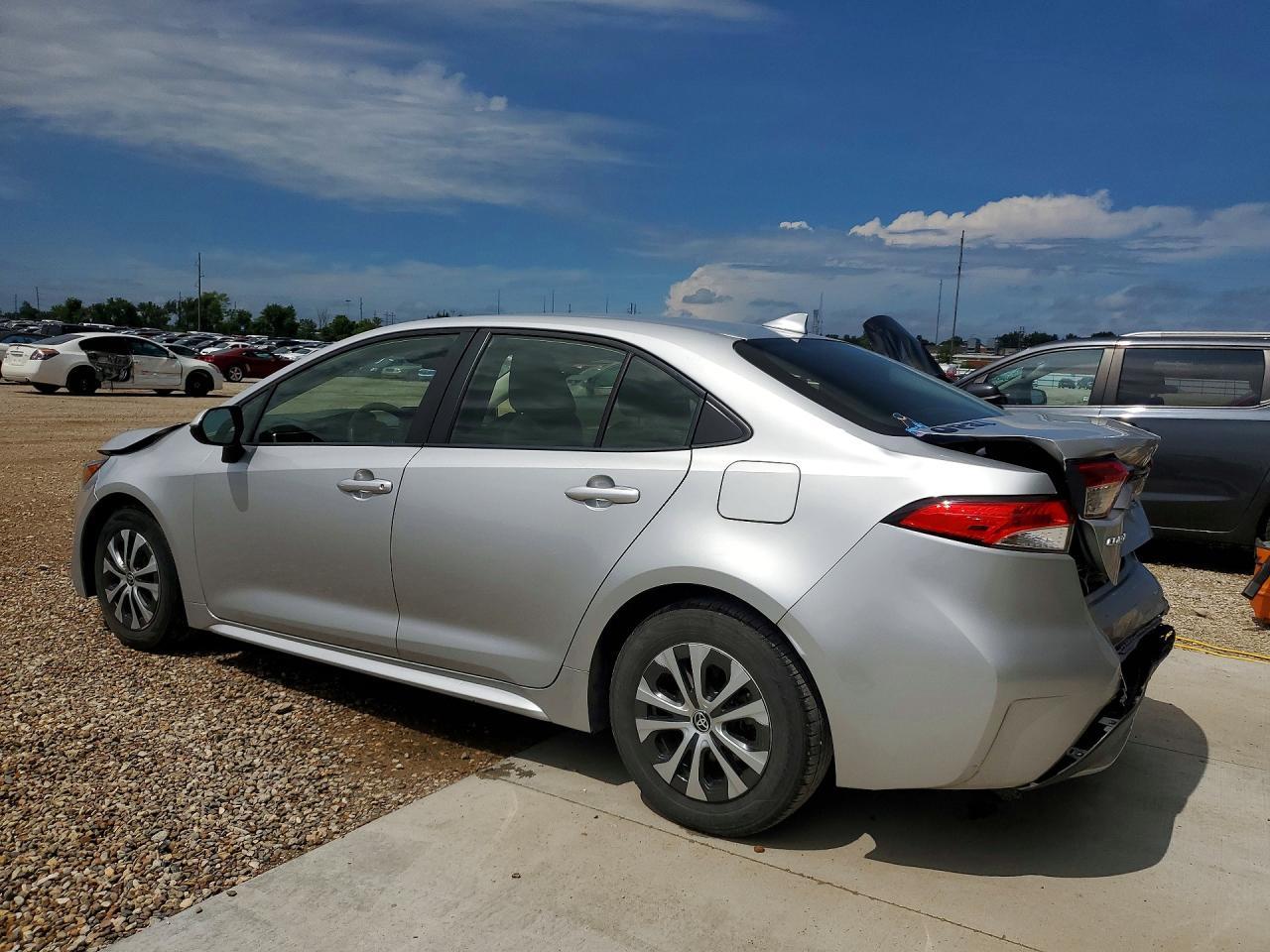 2022 Toyota Corolla Le - Фото 2