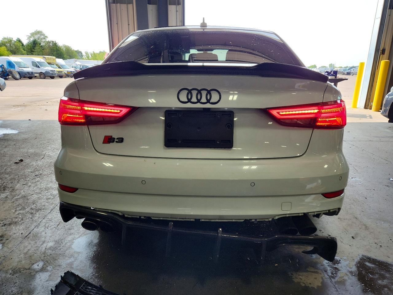 2018 Audi S3 Premium Plus - Фото 6