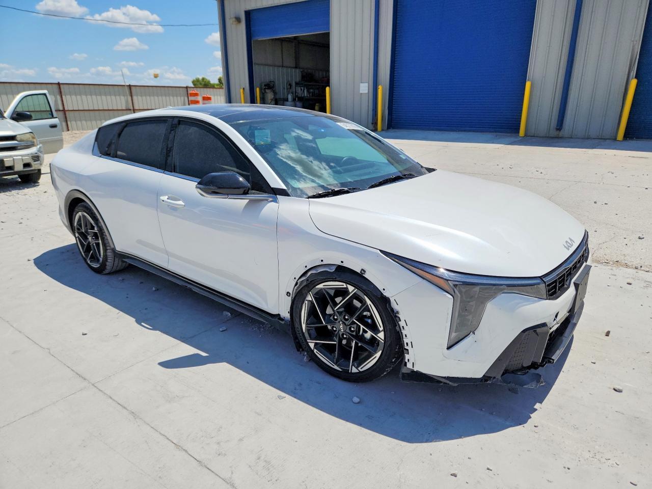 2026 Kia K4 Gt Line - Фото 4