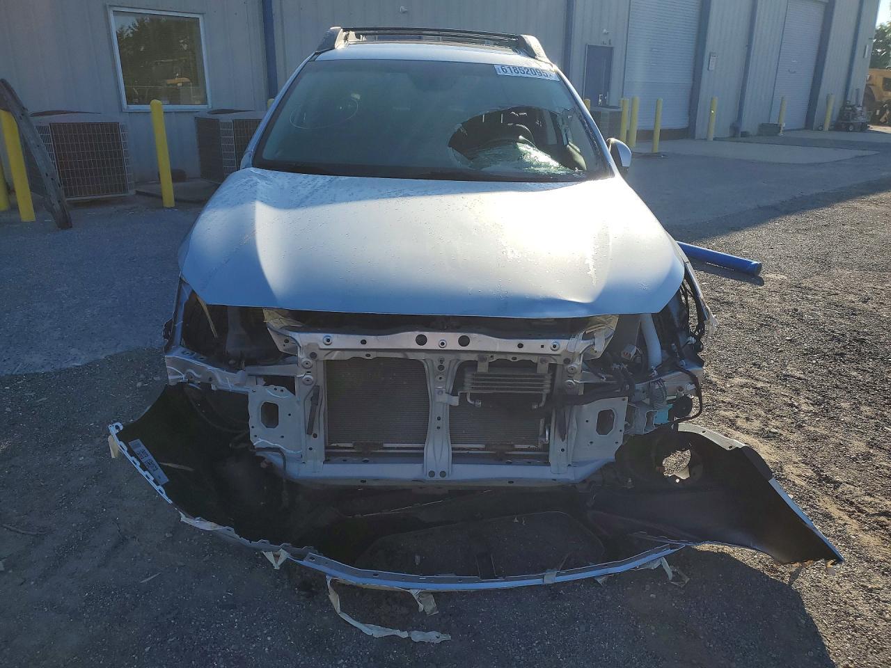 2017 Subaru Outback 2.5I Limited - Image 5