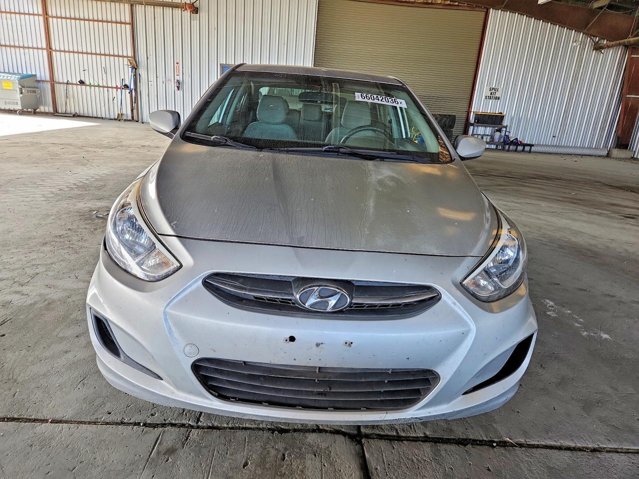 2016 Hyundai Accent Se - Фото 5