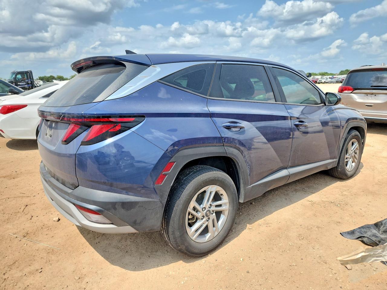 2025 Hyundai Tucson Se - Фото 3