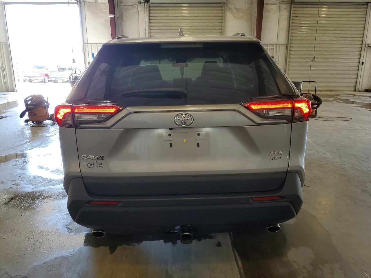2020 Toyota Rav4 Xle - Фото 6