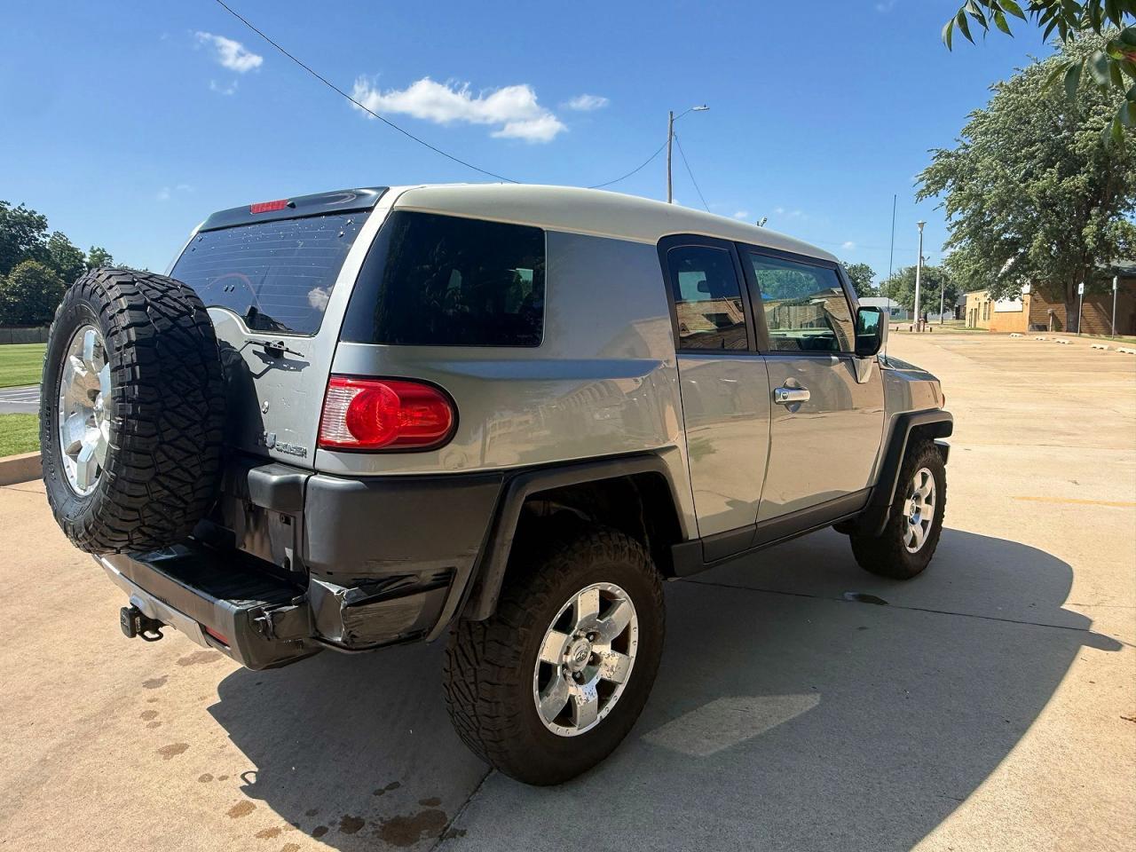 2009 Toyota Fj Cruiser Base - Image 4