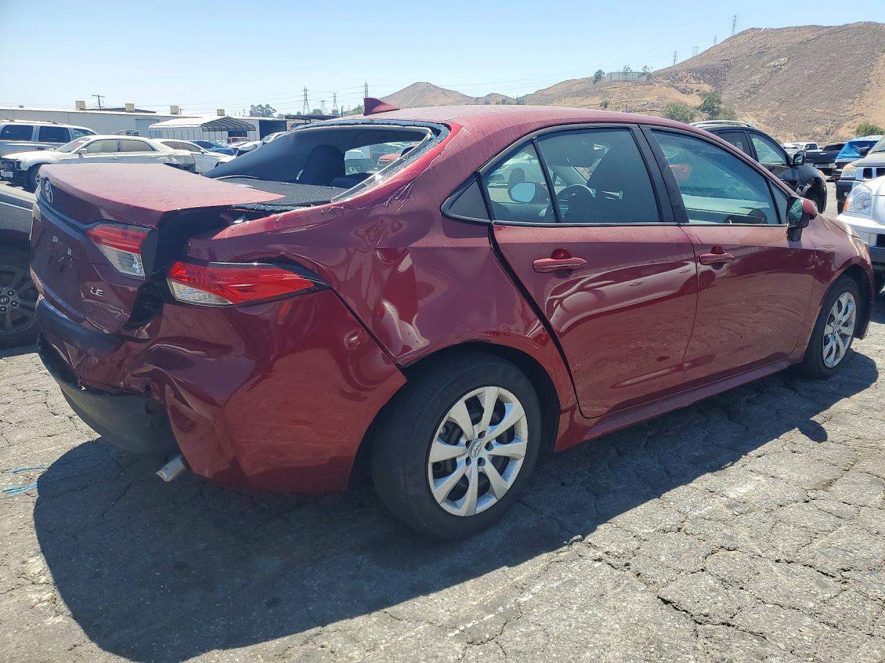 2025 Toyota Corolla Le - Фото 3