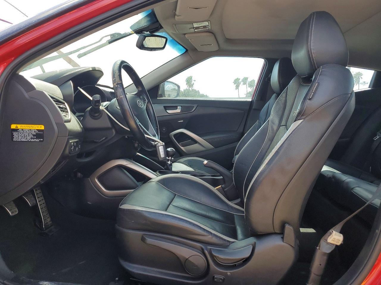 2015 Hyundai Veloster Turbo - Image 7
