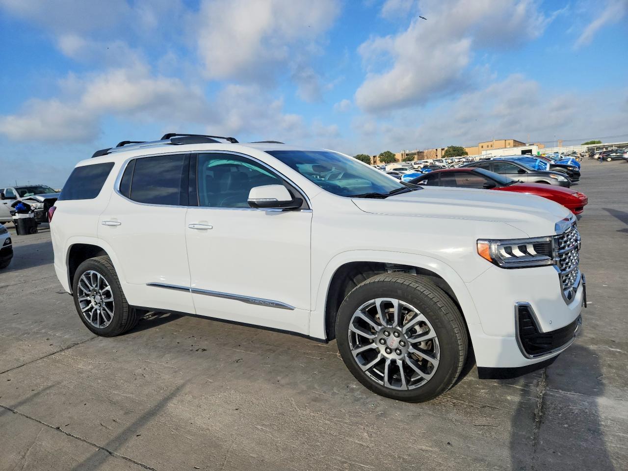 2023 GMC Acadia Denali - Фото 4