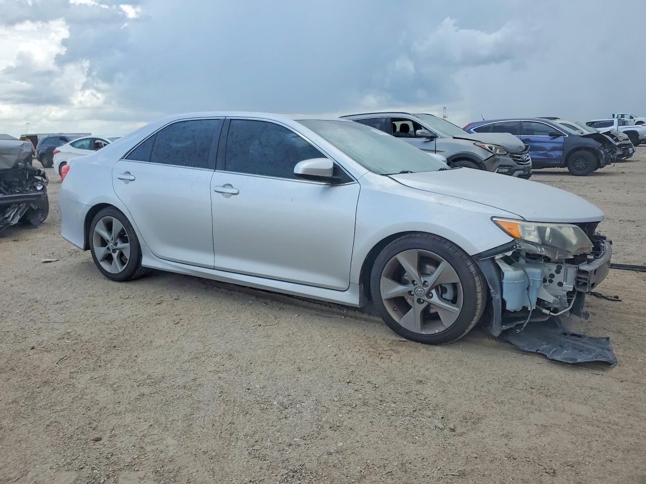 2014 Toyota Camry Se V6 - Фото 4
