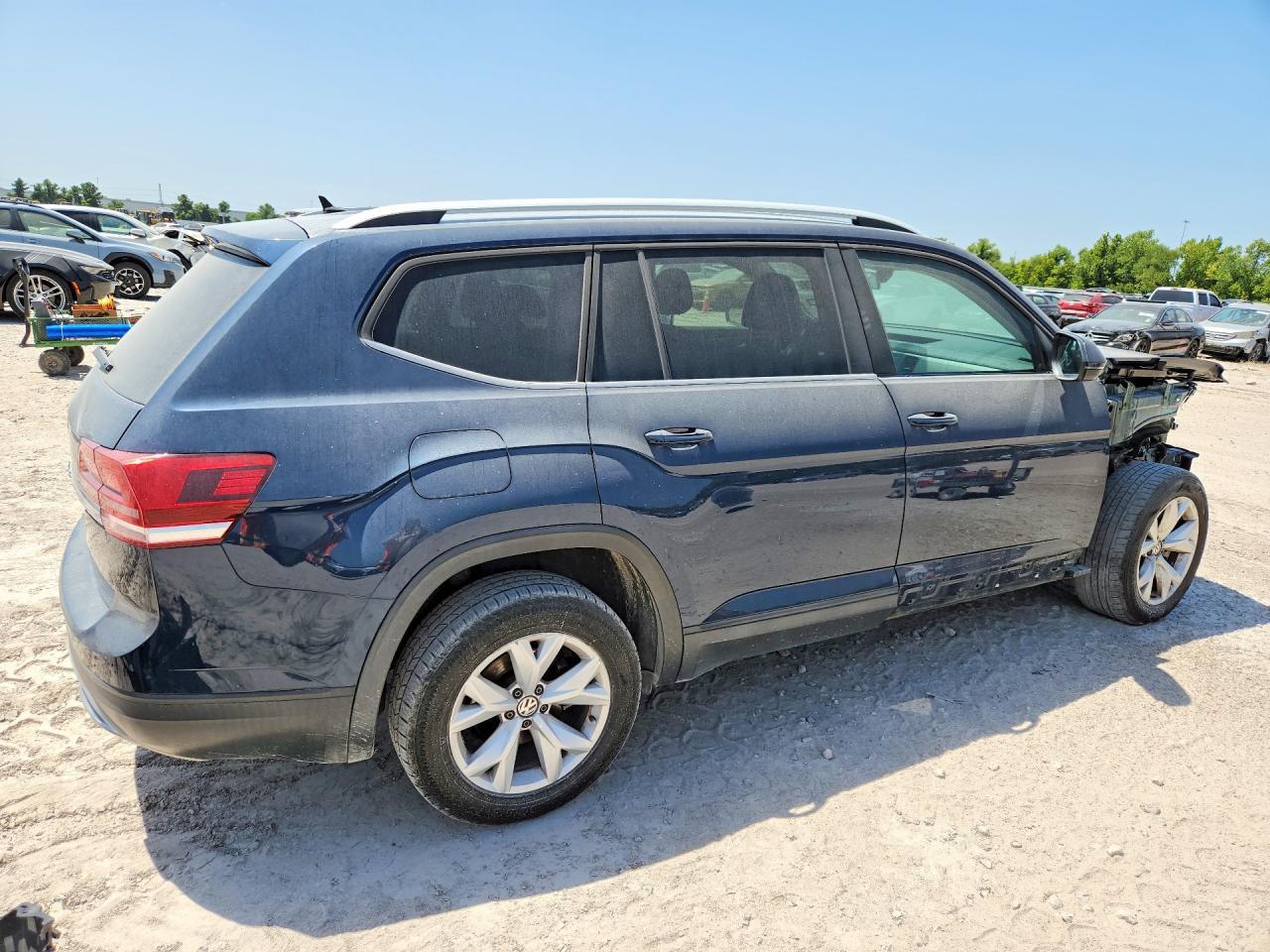 2019 Volkswagen Atlas S - Фото 3