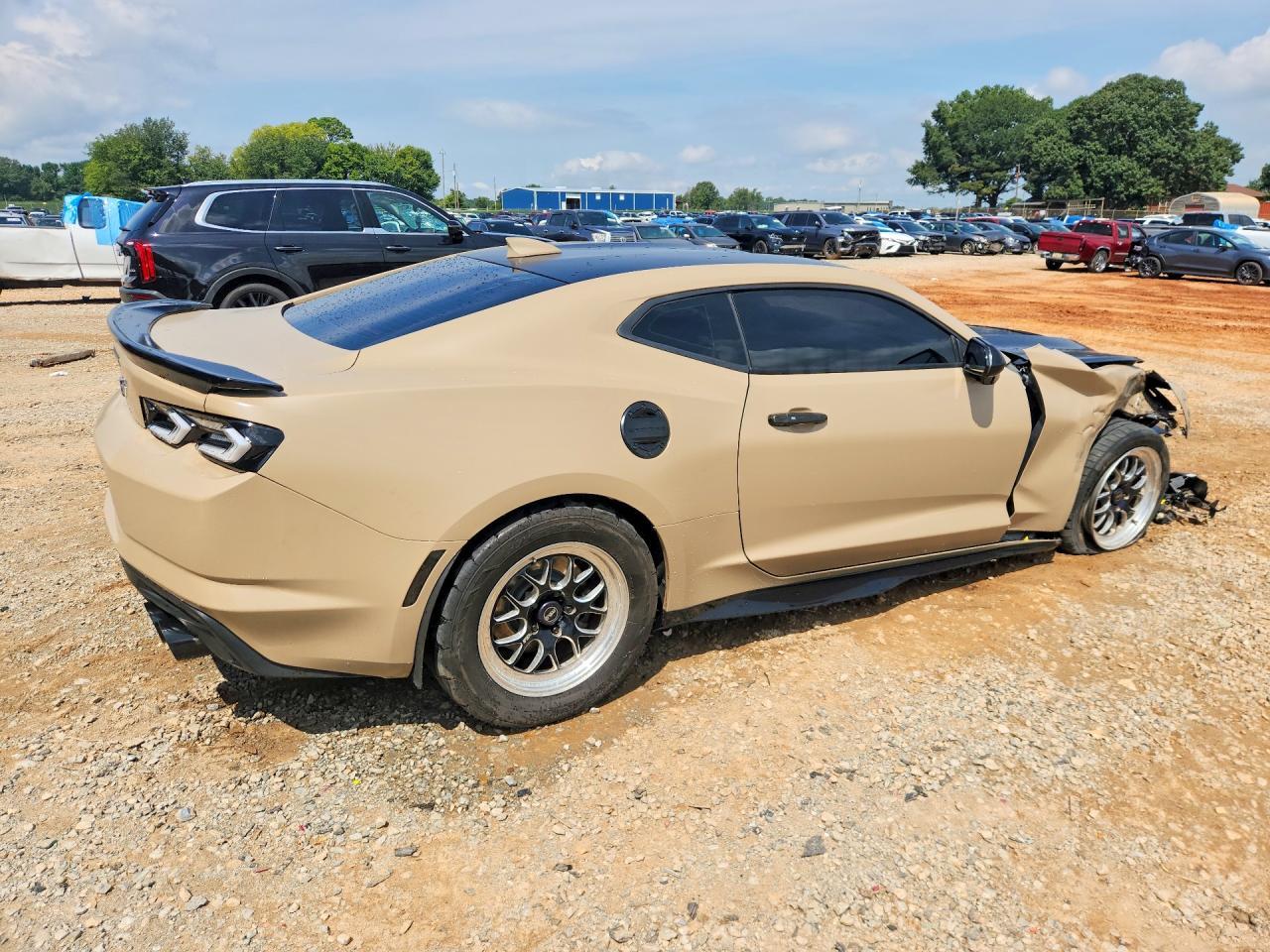2021 Chevrolet Camaro Lz - Фото 3