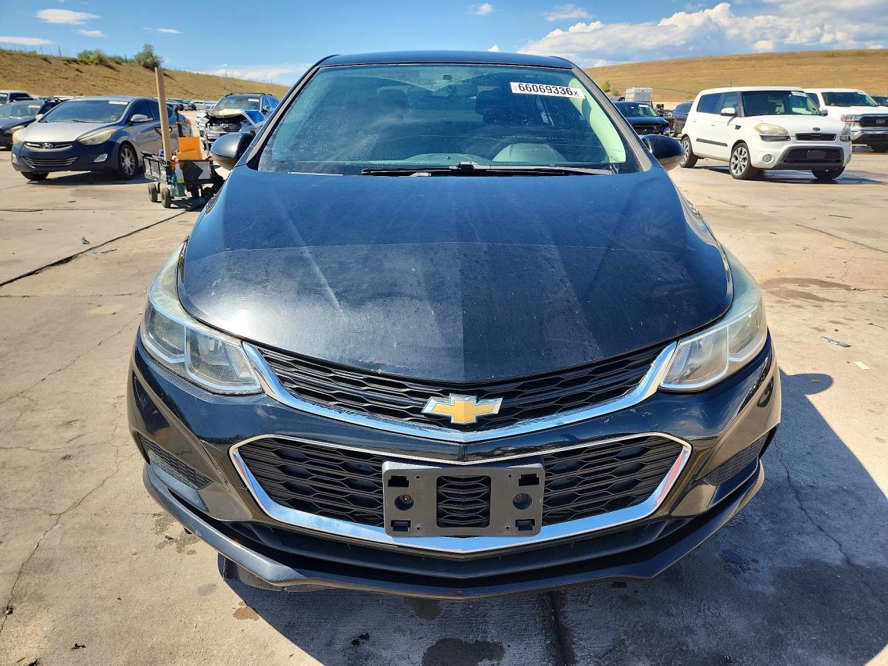 2017 Chevrolet Cruze Ls - Фото 5