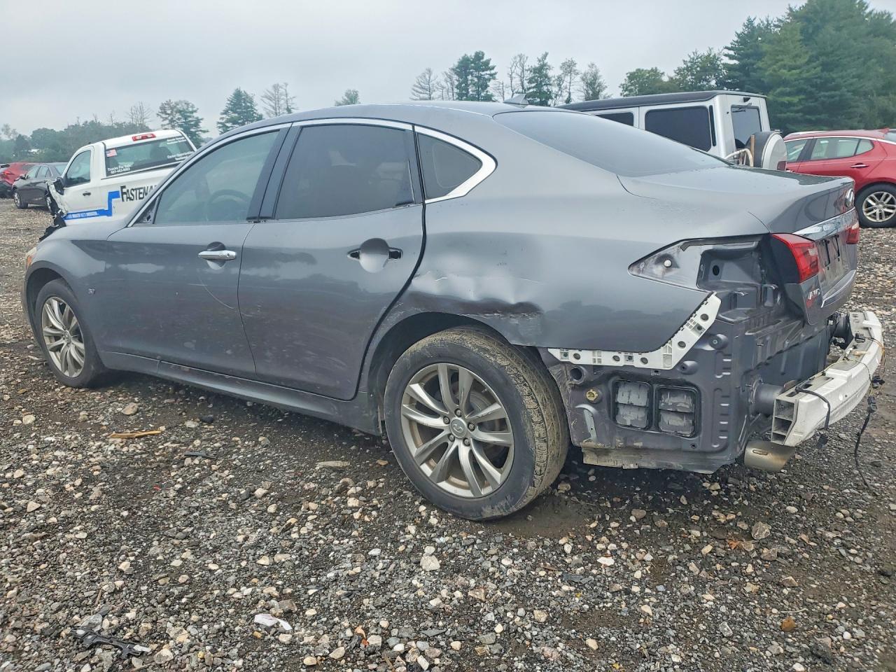 2016 Infiniti Q70 3.7 - Фото 2