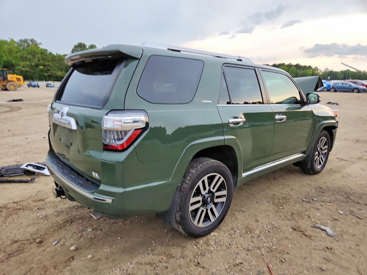 2022 Toyota 4Runner Limited - Фото 3