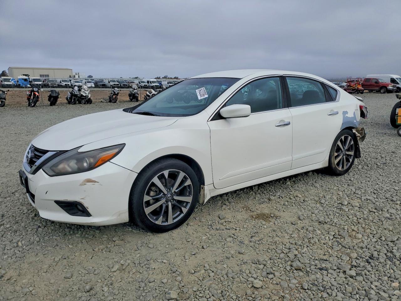 2016 Nissan Altima 2.5 Sr