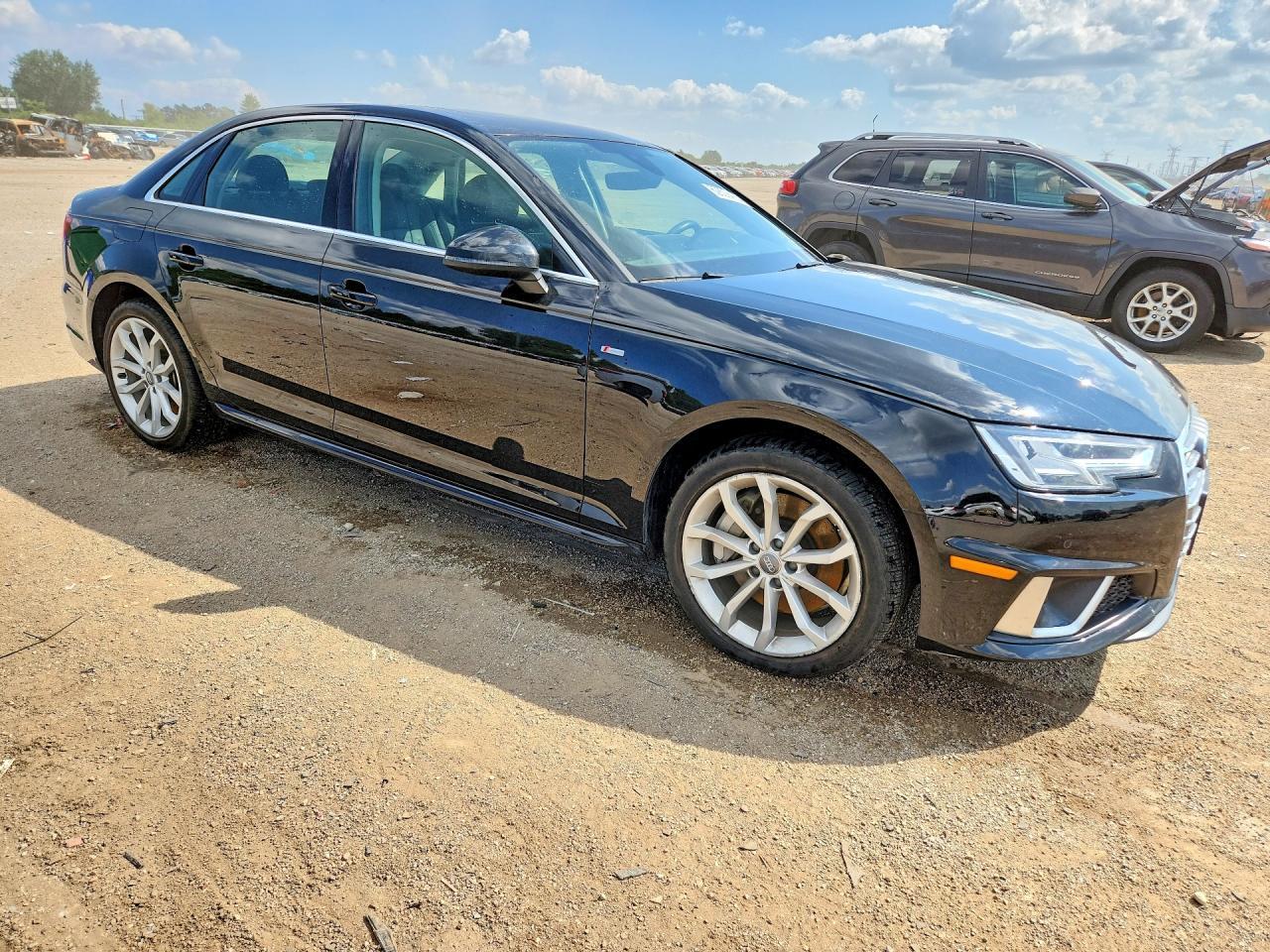 2019 Audi A4 Premium Plus - Фото 4