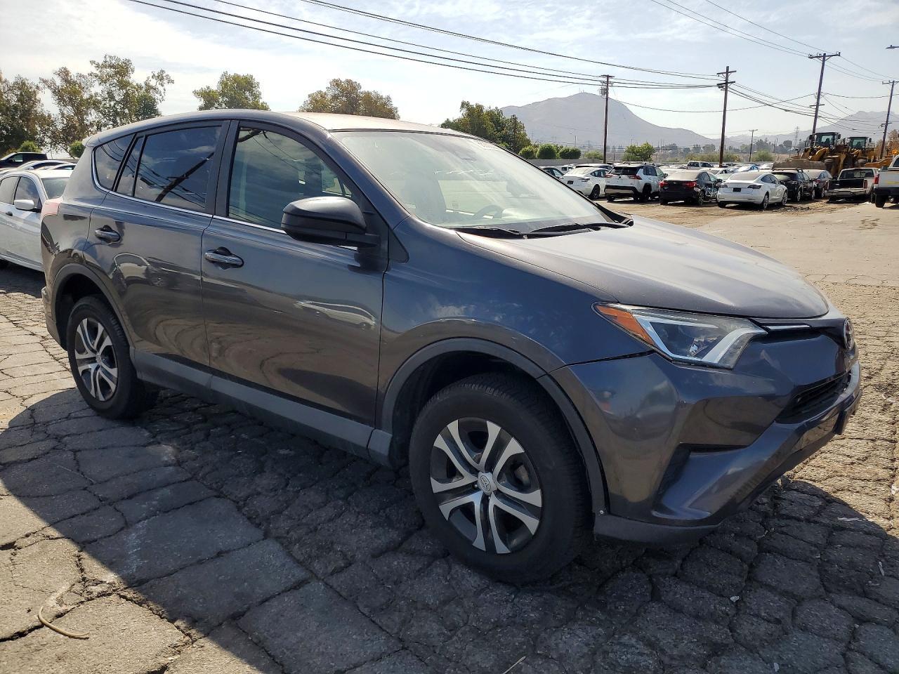2018 Toyota Rav4 - Фото 4