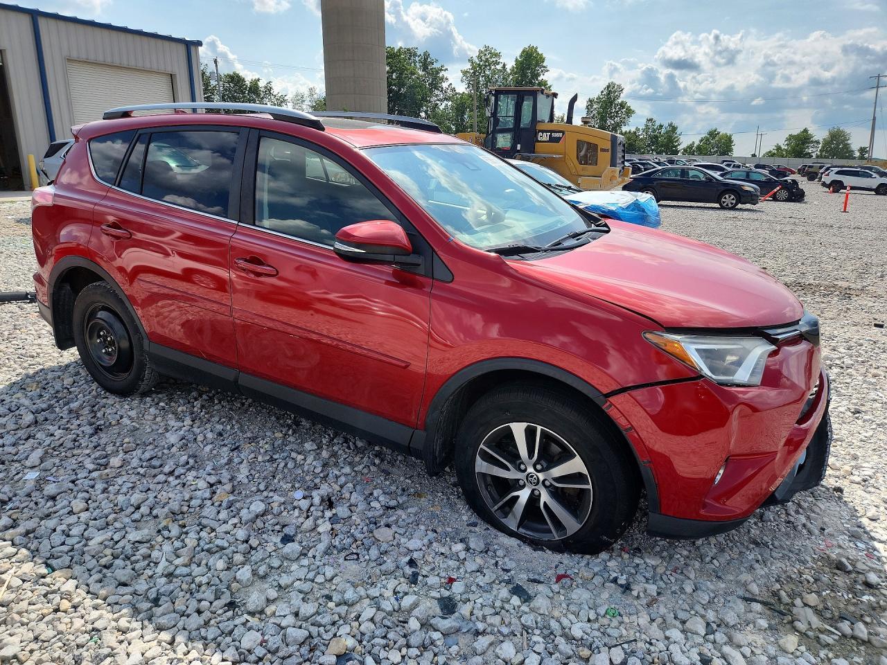 2017 Toyota Rav4 Xle - Image 4