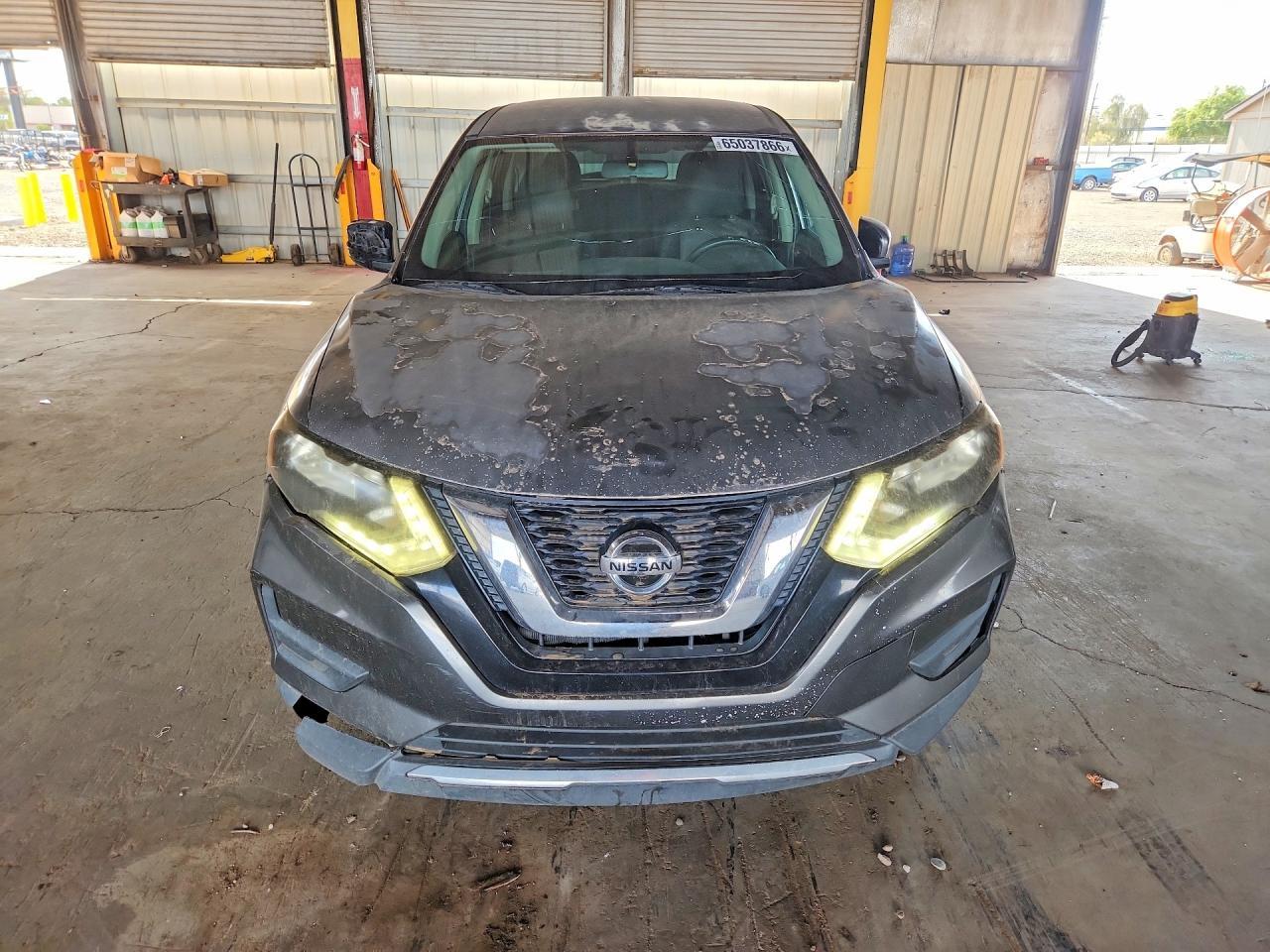 2017 Nissan Rogue S - Фото 5