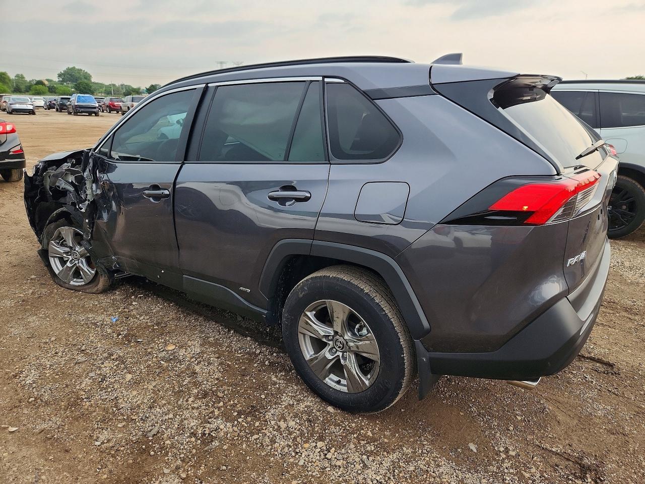 2024 Toyota Rav4 Hybrid Xle - Image 2
