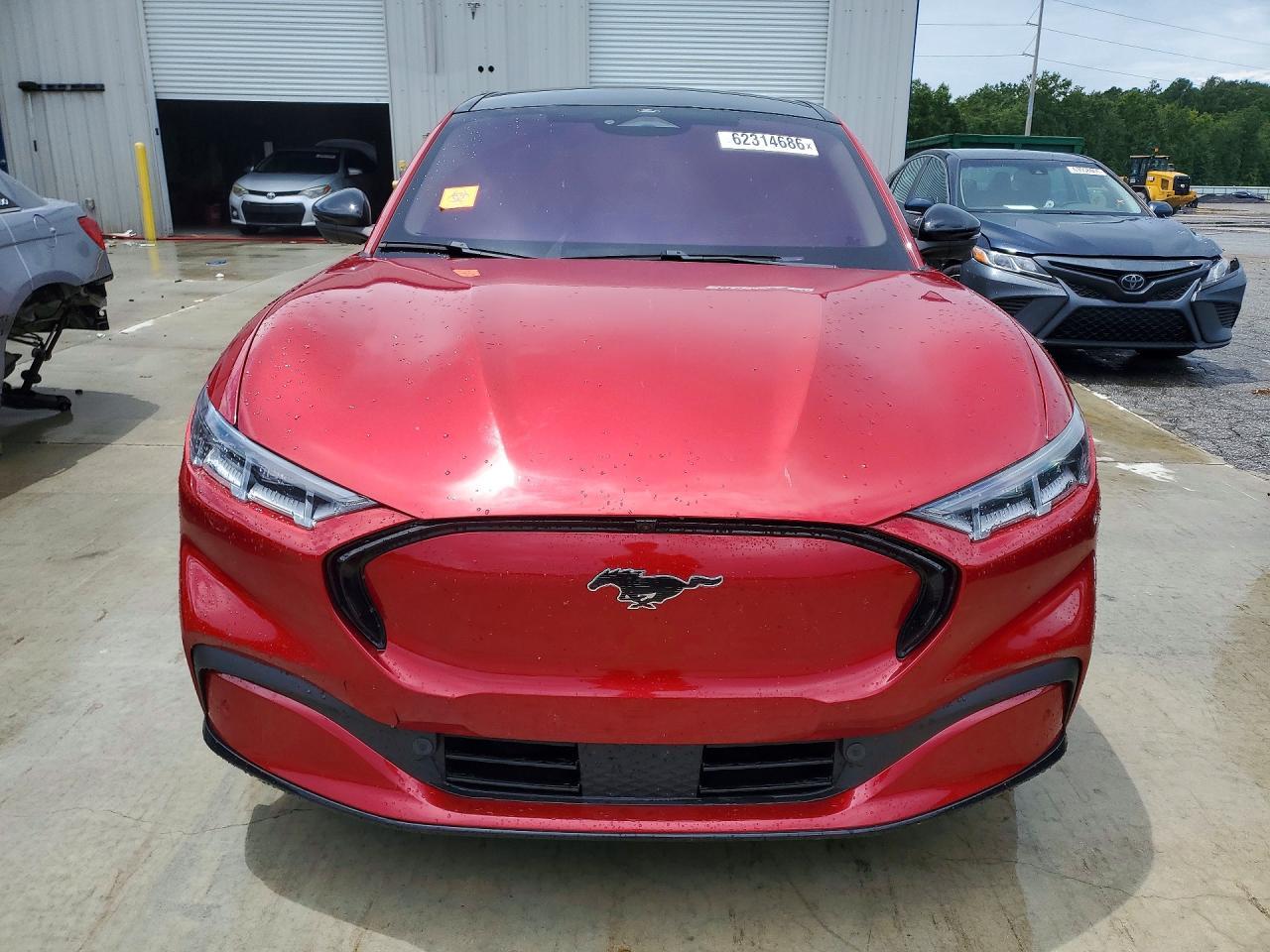 2021 Ford Mustang Mach-E Premium - Image 5