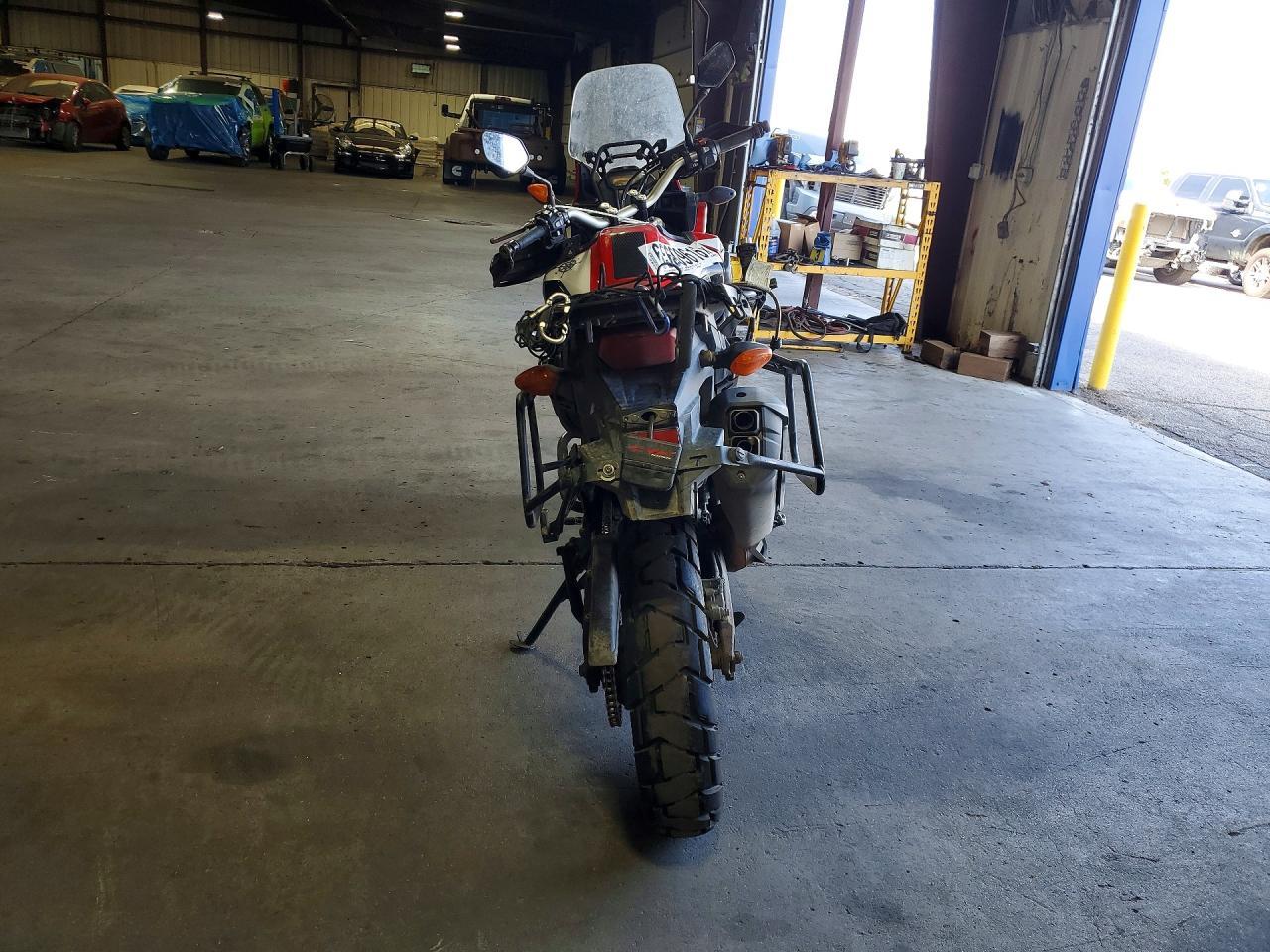 2017 Honda African Twin - Image 4