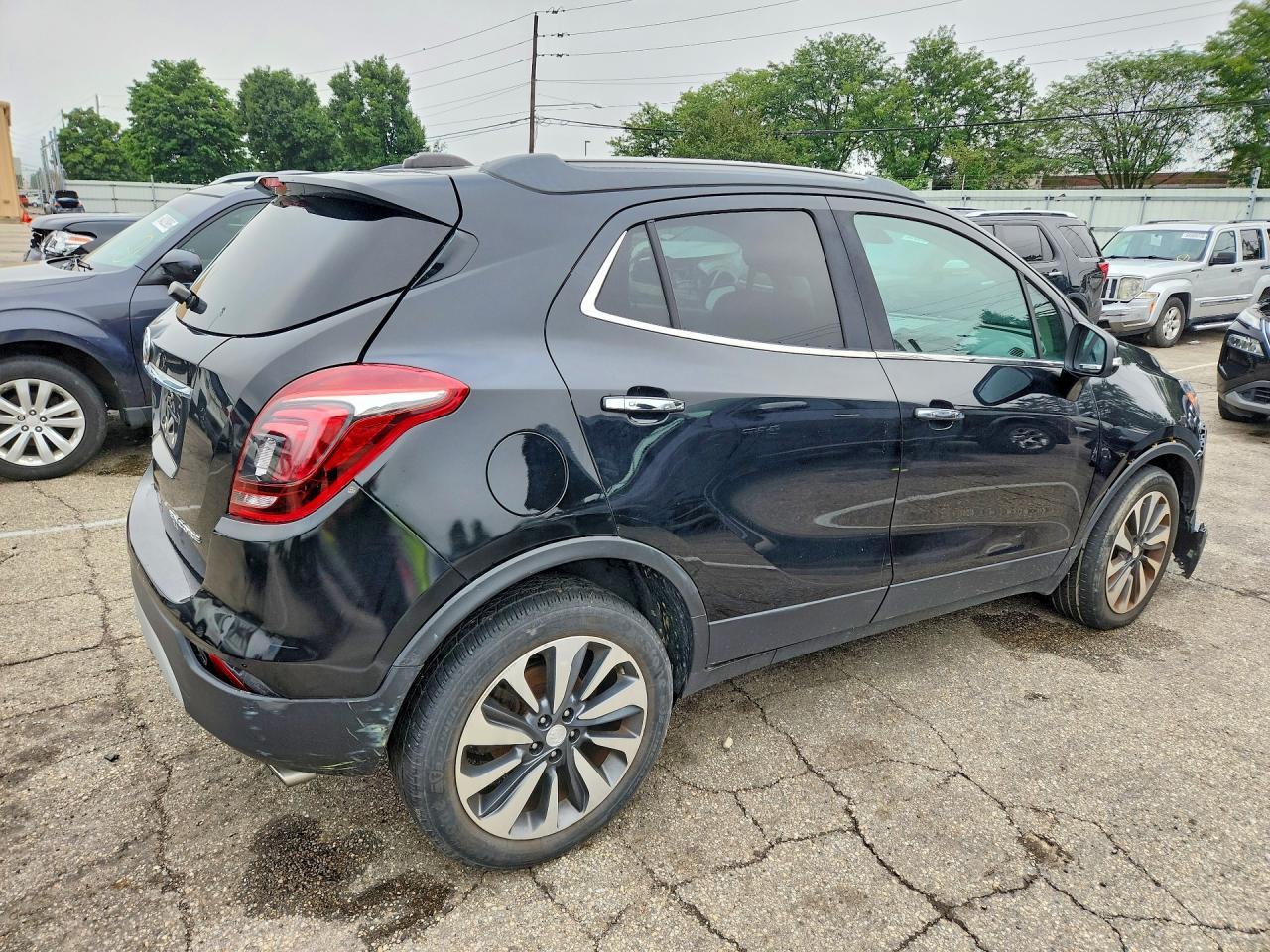 2020 Buick Encore Essence - Image 3