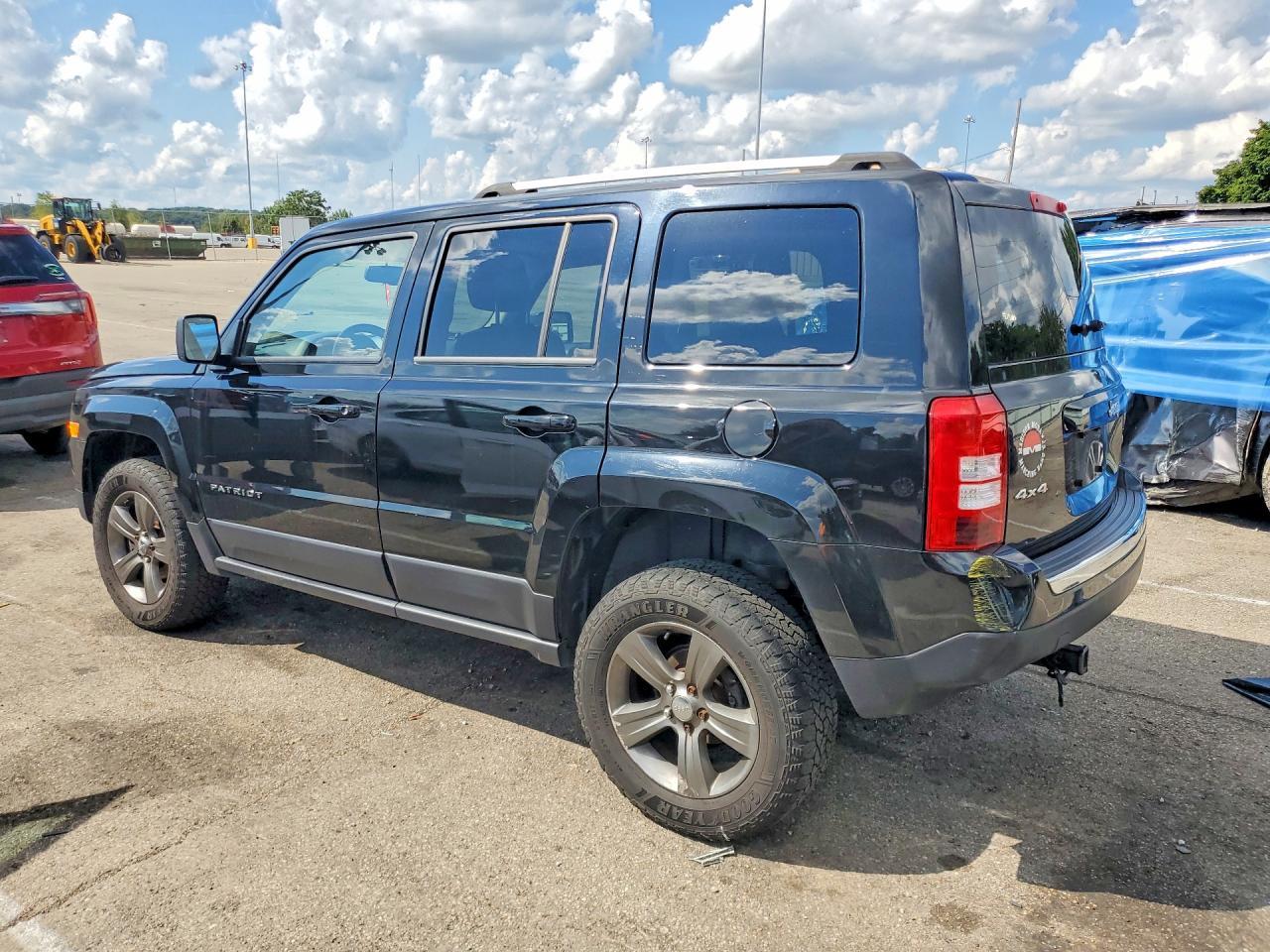 2016 Jeep Patriot Latitude - Image 2