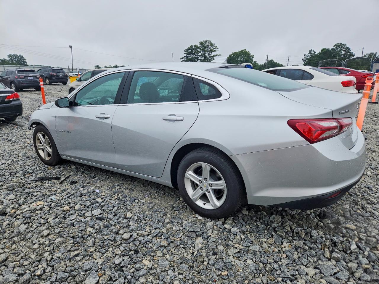 2022 Chevrolet Malibu Lt - Фото 2