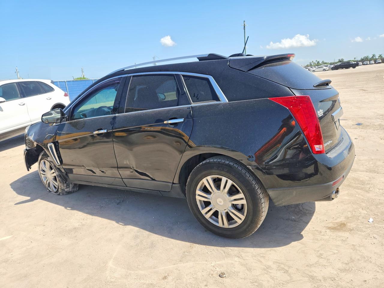 2015 Cadillac Srx Luxury Collection - Image 2