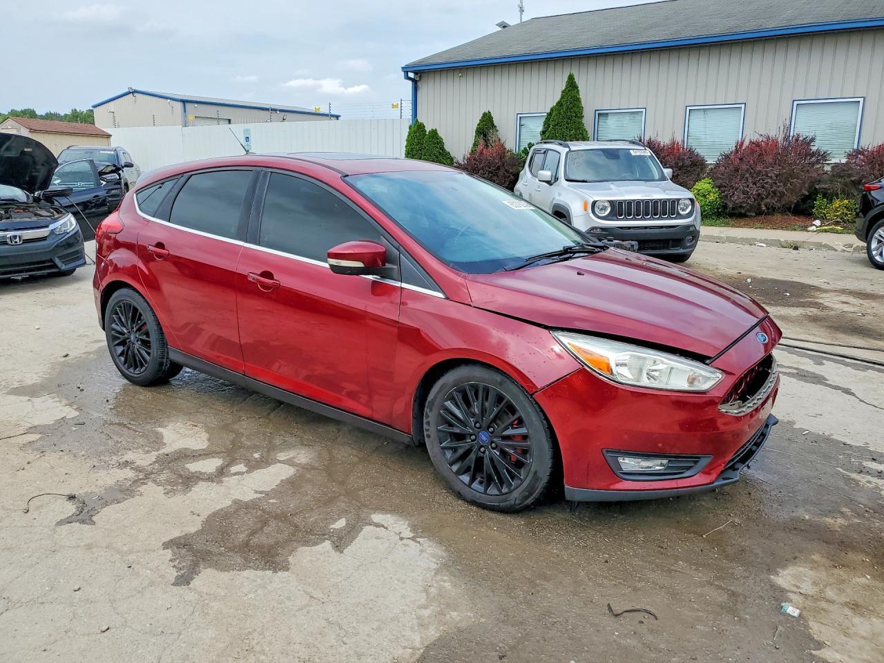 2017 Ford Focus Titanium - Фото 4