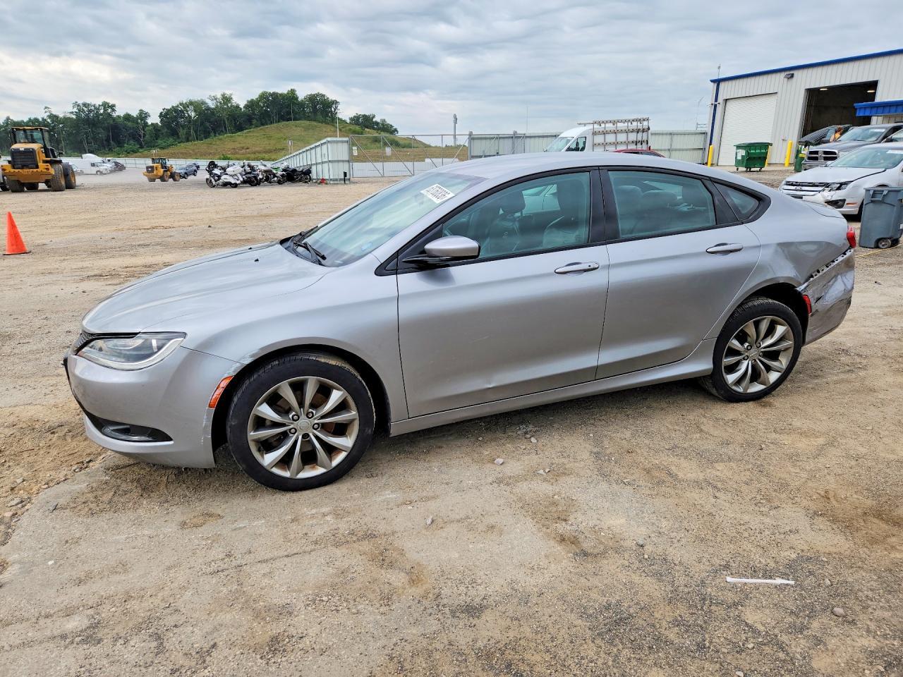 2016 Chrysler 200 S