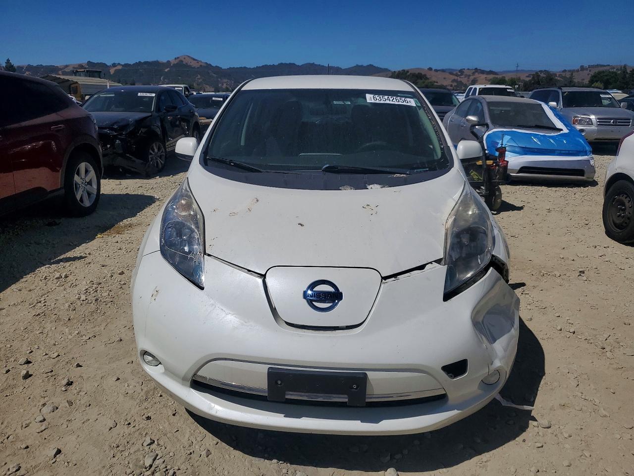 2016 Nissan Leaf S - Фото 5