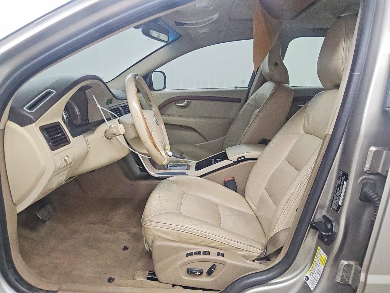 2011 Volvo Xc70 3.2 - Image 7