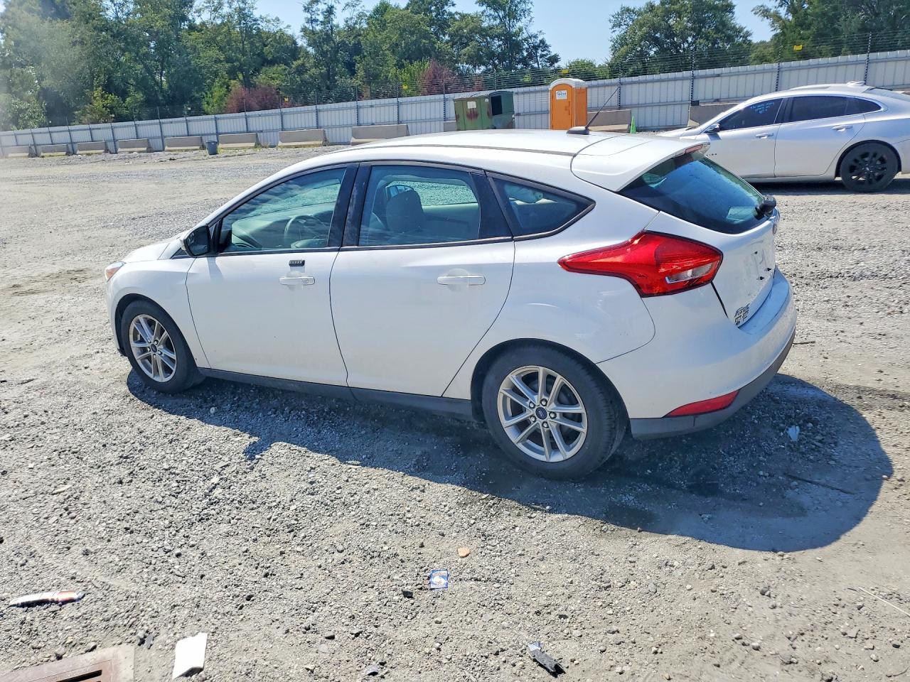2016 Ford Focus Se - Фото 2