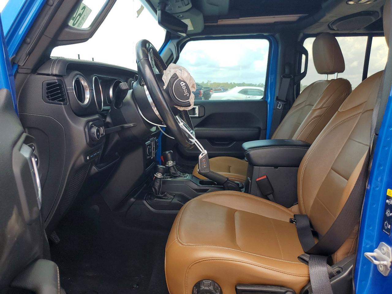 2023 Jeep Wrangler Sahara 4Xe - Фото 7