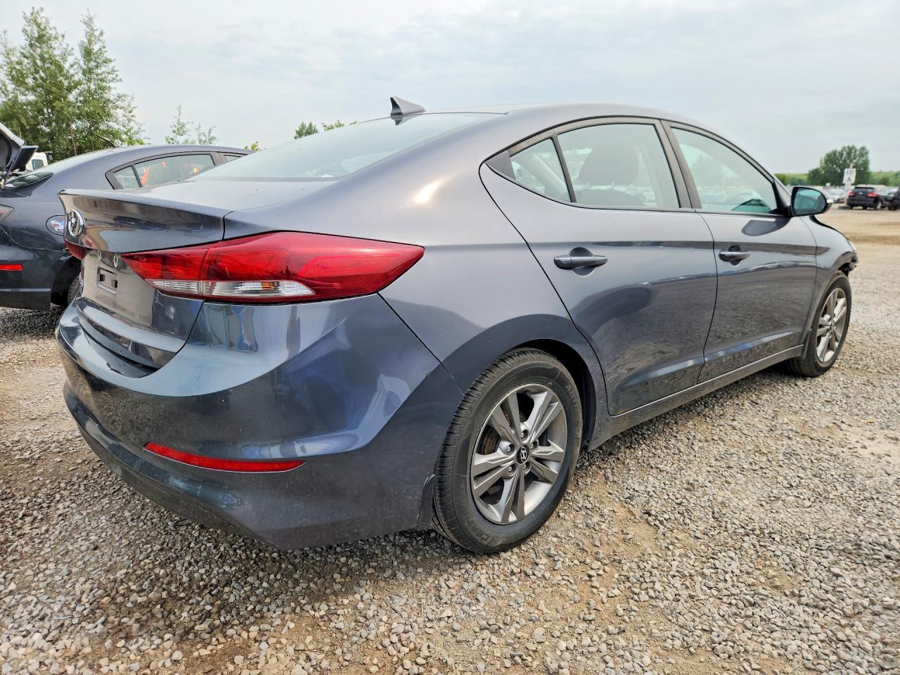 2018 Hyundai Elantra Sel - Image 3