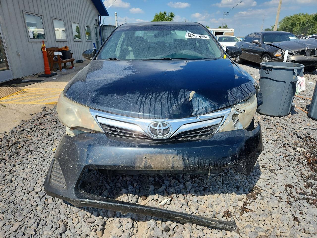 2014 Toyota Camry Le - Фото 5