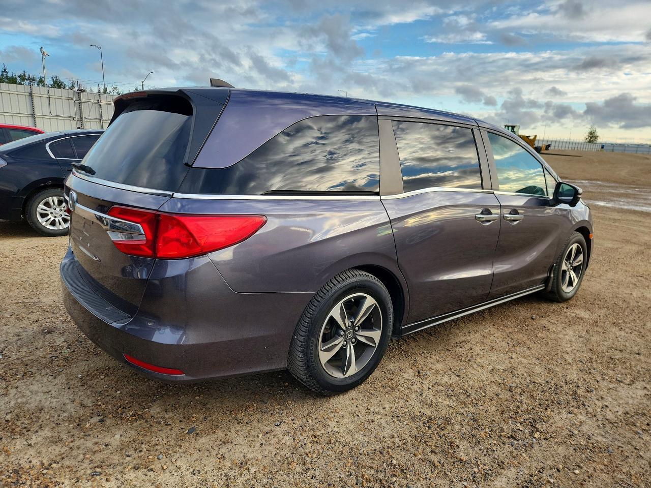 2018 Honda Odyssey Ex - Image 3