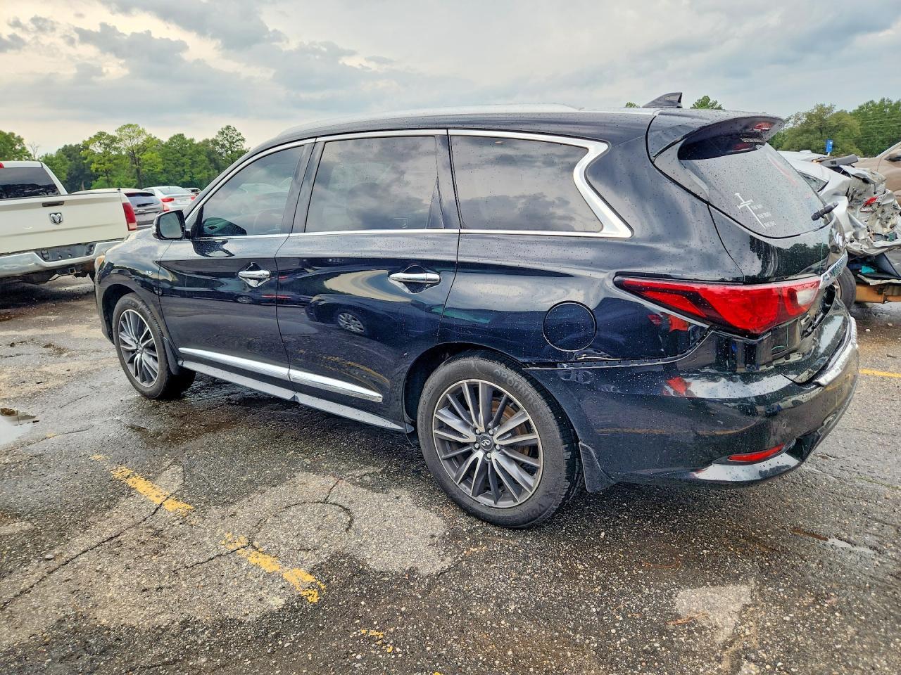 2019 Infiniti Qx60 Luxe - Фото 2